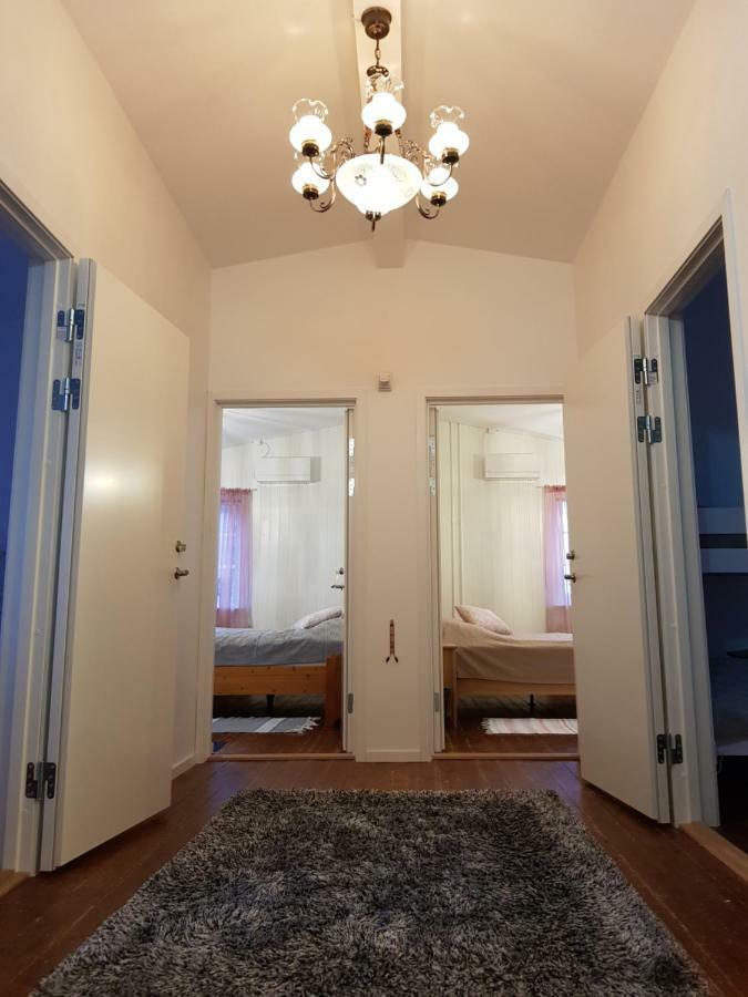 Vare 4 Vandrarhem Traslovslage Exterior foto